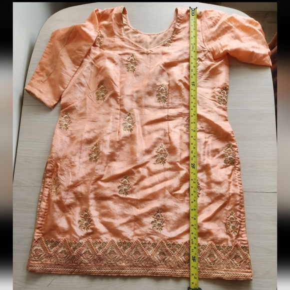 Peach Patiala Salwar Kameez Suit - Picture 7 of 9